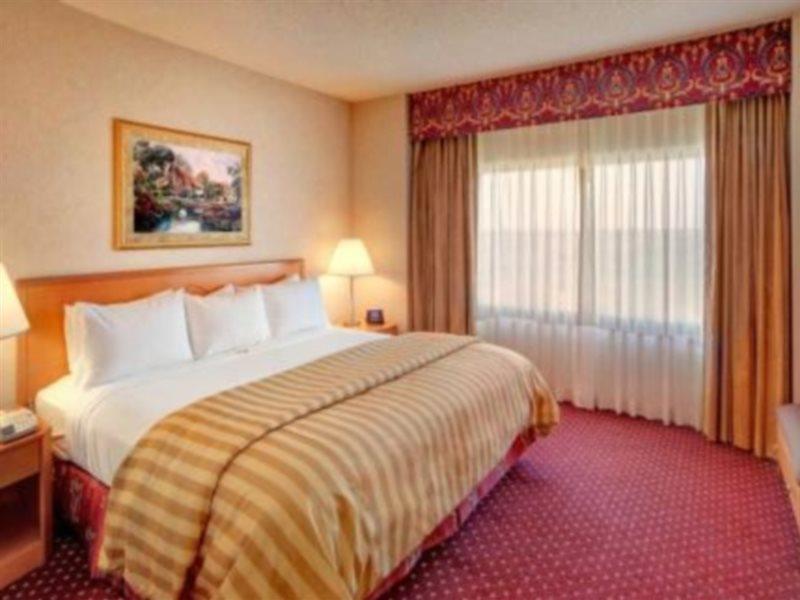 Hotel Renaissance Chicago